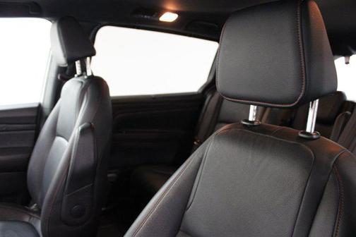 Sonic Gray Pearl 2025 Honda Odyssey Sport-L