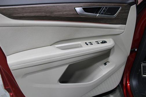 Aurora Red Metallic 2024 Volkswagen Atlas 2.0T SEL Premium R-Line 4MOTION
