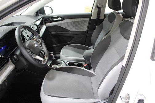 Pure White 2024 Volkswagen Taos 1.5T S