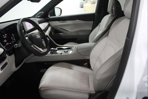 Radiant White/Black Obsidian 2026 INFINITI QX60 AUTOGRAPH