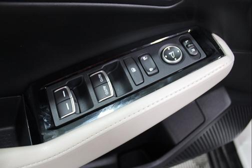 WHTIE 2023 Honda Accord Hybrid Touring