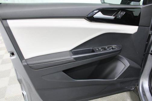 Pyrite Silver Metallic 2026 Volkswagen Taos S