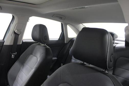 Platinum Gray Metallic 2026 Volkswagen Jetta 1.4T SE