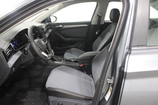 Platinum Gray Metallic 2026 Volkswagen Jetta 1.4T SE