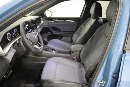 monterey blue pearl 2026 Volkswagen Tiguan 2.0T SE R-Line Black 4MOTION