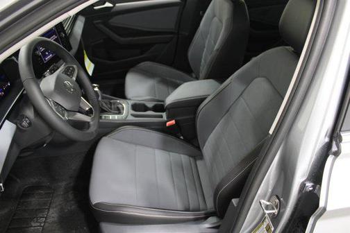 Pyrite Silver Metallic 2026 Volkswagen Jetta 1.4T SE