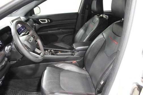 Bright White Clearcoat 2023 Jeep Compass Trailhawk