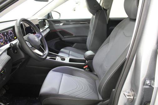 Pyrite Silver Metallic 2026 Volkswagen Tiguan 2.0T SE 4MOTION
