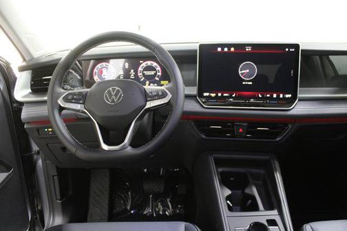 Pyrite Silver Metallic 2026 Volkswagen Tiguan 2.0T SE 4MOTION