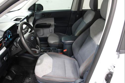 Oxford White 2024 Ford Maverick XLT