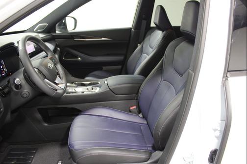 Radiant White 2026 INFINITI QX60 SPORT AWD