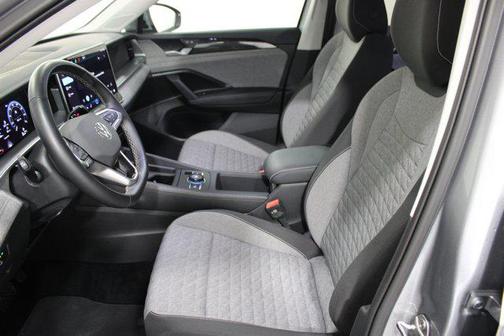 Pyrite Silver Metallic 2025 Volkswagen Tiguan 2.0T S