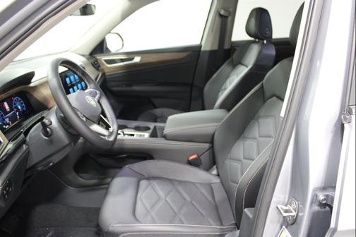 silver mist metallic 2026 Volkswagen Atlas 2.0T SE