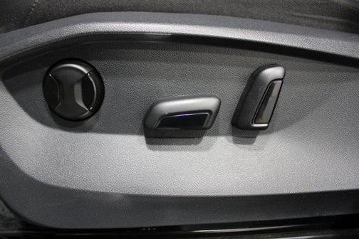 Platinum Gray Metallic 2024 Volkswagen Tiguan 2.0T SE R-Line Black 4MOTION