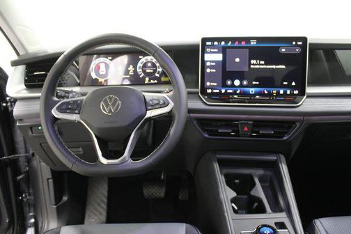 Platinum Gray Metallic 2026 Volkswagen Tiguan 2.0T SE 4MOTION