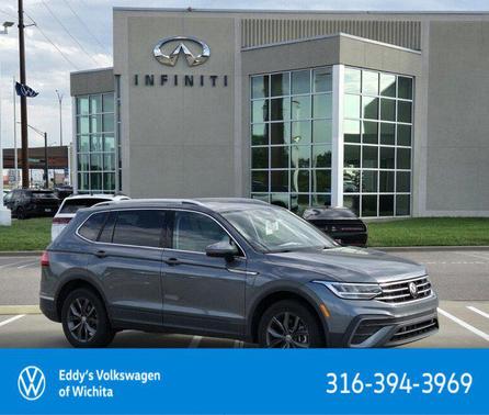 Platinum Gray Metallic 2024 Volkswagen Tiguan 2.0T SE 4MOTION