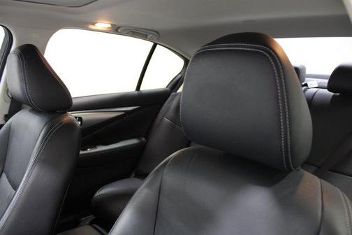 Majestic White 2023 INFINITI Q50 3.0t LUXE