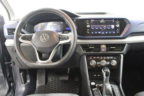 Pure Gray 2024 Volkswagen Taos 1.5T SE