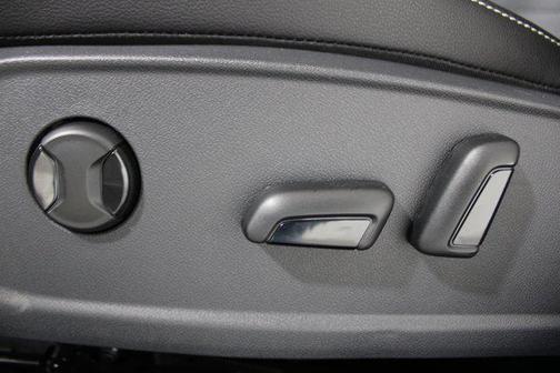 Pyrite Silver Metallic 2026 Volkswagen Jetta 1.4T SE