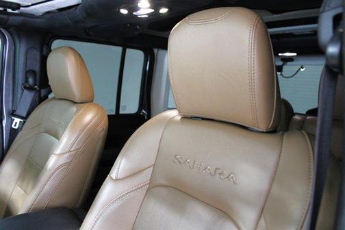Granite Crystal Metallic Clearcoat 2020 Jeep Wrangler Unlimited Sahara