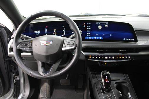 Argent Silver Metallic 2025 Cadillac XT4 Premium Luxury