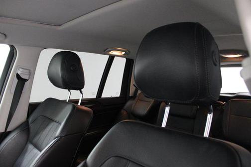 White 2018 Mercedes-Benz GLS 450 4MATIC