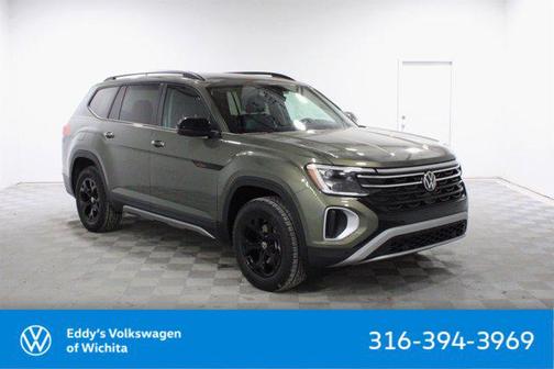 avocado green pearl 2026 Volkswagen Atlas Peak Edition