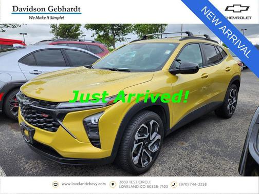 Nitro Yellow Metallic 2024 Chevrolet Trax FWD 2RS