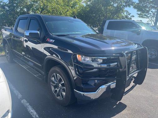 Dark Ash Metallic 2024 Chevrolet Silverado 1500 LT