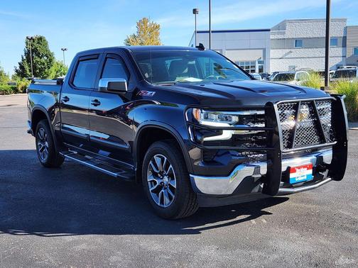 Dark Ash Metallic 2024 Chevrolet Silverado 1500 LT