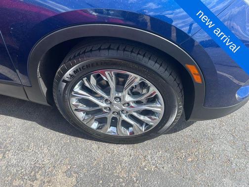 Blue Glow Metallic 2023 Chevrolet Blazer 3LT