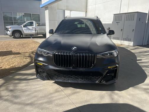 2021 BMW X7 xDrive40i