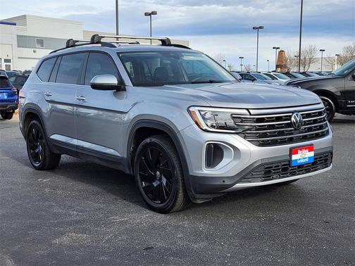2024 Volkswagen Atlas 2.0T SE w/Technology 4MOTION