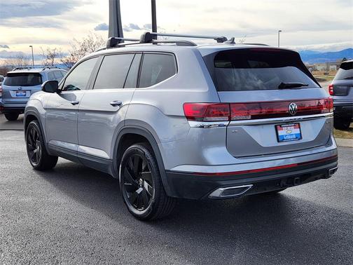 2024 Volkswagen Atlas 2.0T SE w/Technology 4MOTION