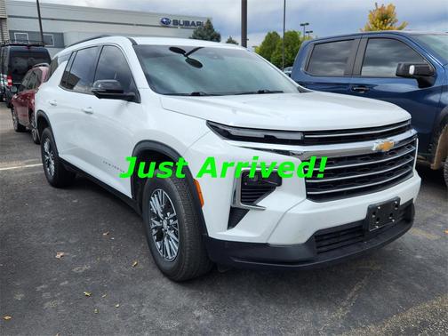 2024 Chevrolet Traverse LT