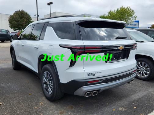 2024 Chevrolet Traverse LT