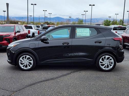 Mosaic Black Metallic 2027 Chevrolet Bolt LT FWD