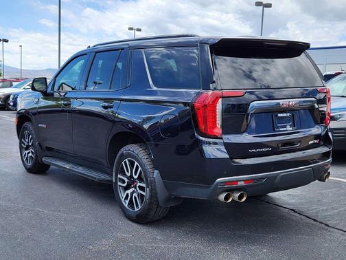 Midnight Blue Metallic 2024 GMC Yukon AT4