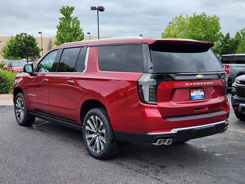 Radiant Red Tintcoat 2026 Chevrolet Suburban High Country, 4WD