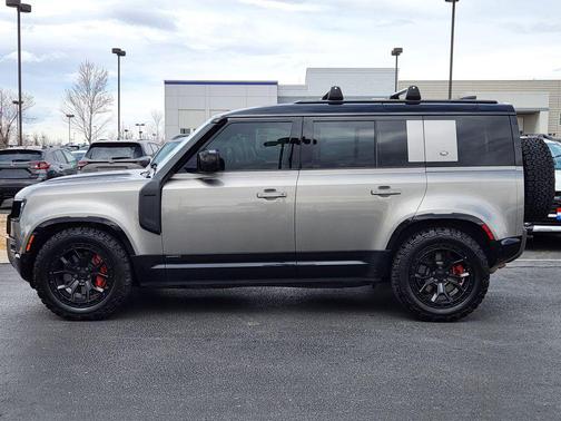 2022 Land Rover Defender 110 X