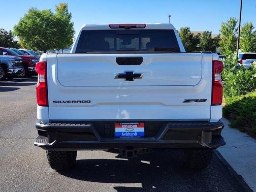 Summit White 2026 Chevrolet Silverado 1500 ZR2