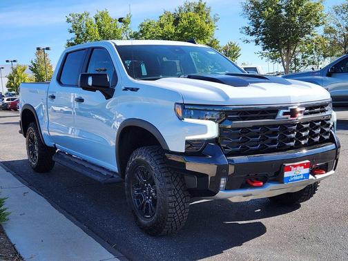 Summit White 2026 Chevrolet Silverado 1500 ZR2