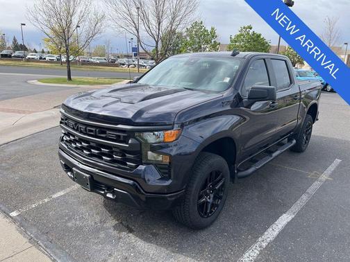Dark Ash Metallic 2024 Chevrolet Silverado 1500 Custom Trail Boss