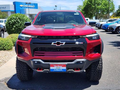 Radiant Red Tintcoat 2026 Chevrolet Colorado ZR2