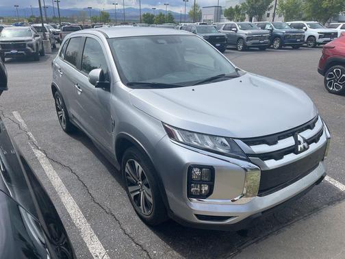 Mercury Gray Metallic 2024 Mitsubishi Outlander Sport 2.0 ES