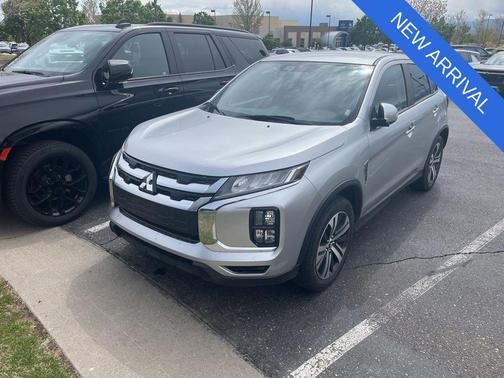 Mercury Gray Metallic 2024 Mitsubishi Outlander Sport 2.0 ES
