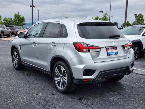 Mercury Gray Metallic 2024 Mitsubishi Outlander Sport 2.0 ES