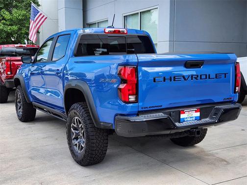 2025 Chevrolet Colorado ZR2