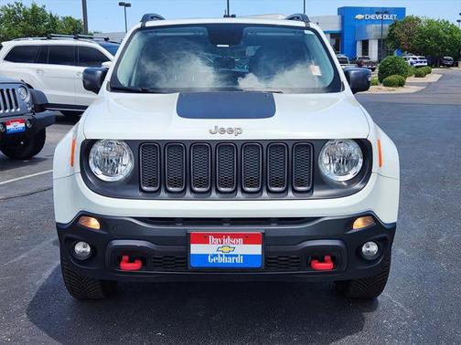 2016 Jeep Renegade Trailhawk