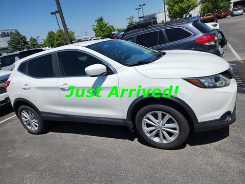 2017 Nissan Rogue Sport S